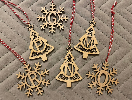 Initial snowflake wooden decoration